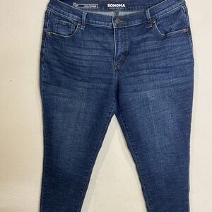 Sonoma Women's Blue Jeans